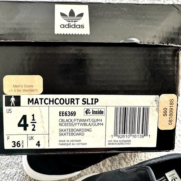 NEW Women’s Size 6 Adidas Matchcourt Black Sueded Slip Shoes Skateboardi… - Picture 8 of 9